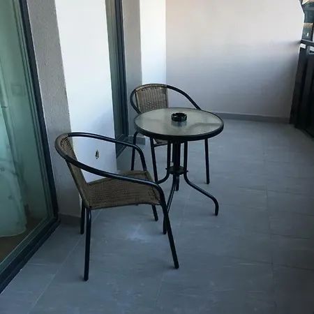 Deluxe Grand Park